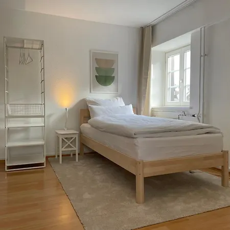 Mit 3 Schlafzimmern, Dachterrasse Und Flussblick *